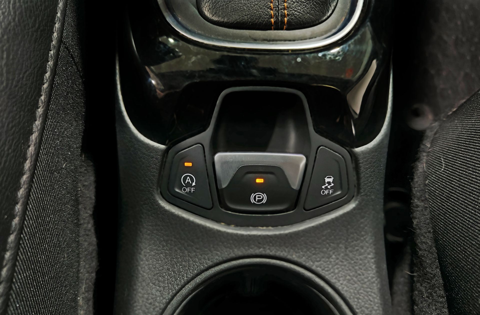 Jeep Compass 2.0 MultiJet Limited 4x4 AD - foto 28