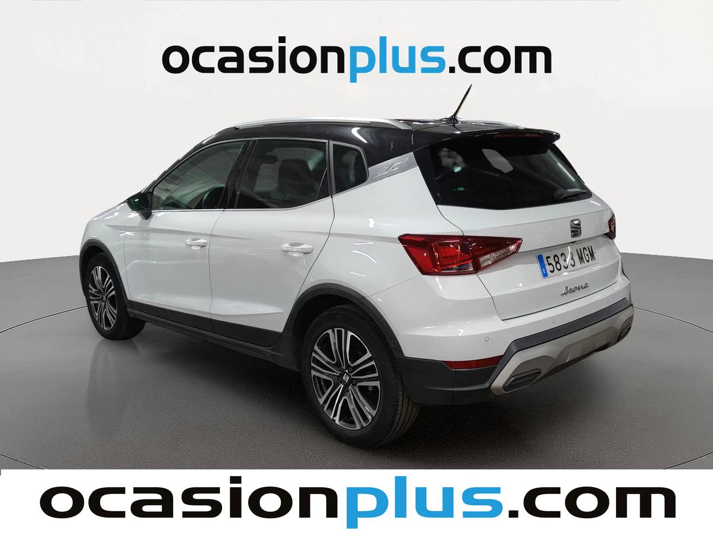 Foto trasera Seat Arona Seat Arona 1.0 TSI Xperience XL (110 CV) izquierda