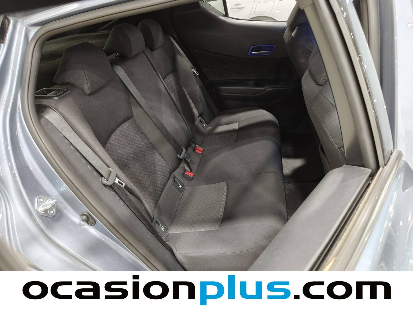 Foto Toyota C-HR Toyota C-HR 180H Advance (184 CV)