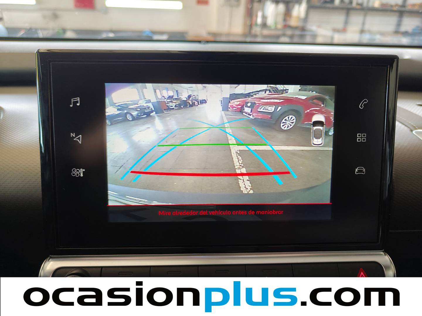 Equipamiento del Citroën C4 Cactus Citroën C4 Cactus BlueHDi 100 S&S Shine (102 CV)