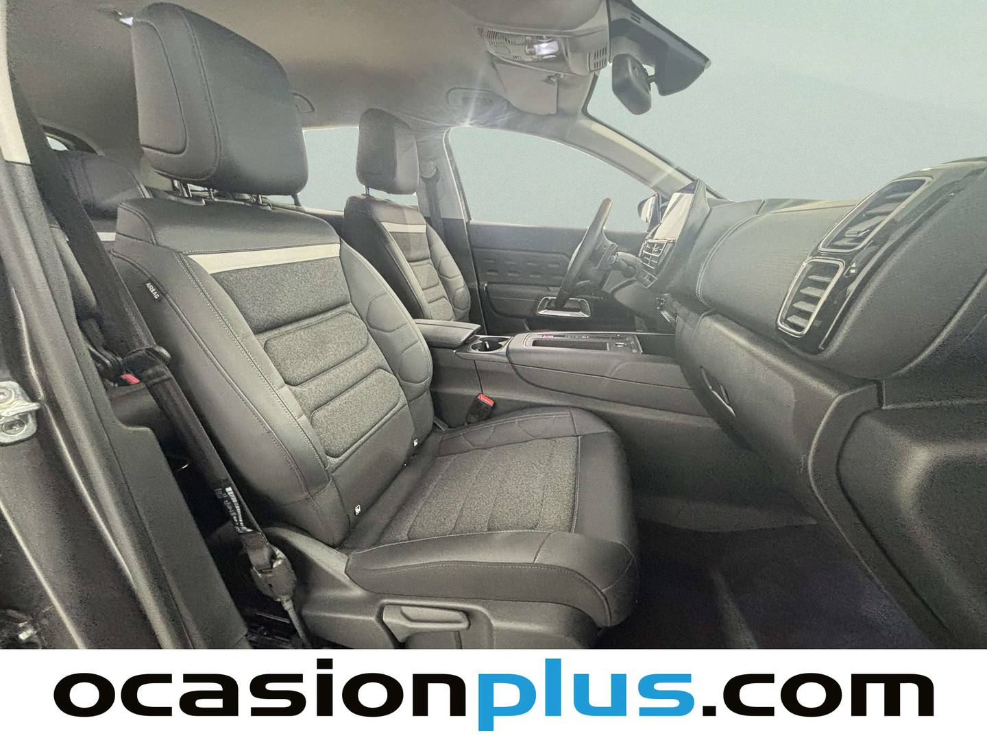 Foto Citroën C5 Aircross Hybrid Citroen C5 Aircross Hybrid 225 Feel Pack e-EAT8 (225 CV)