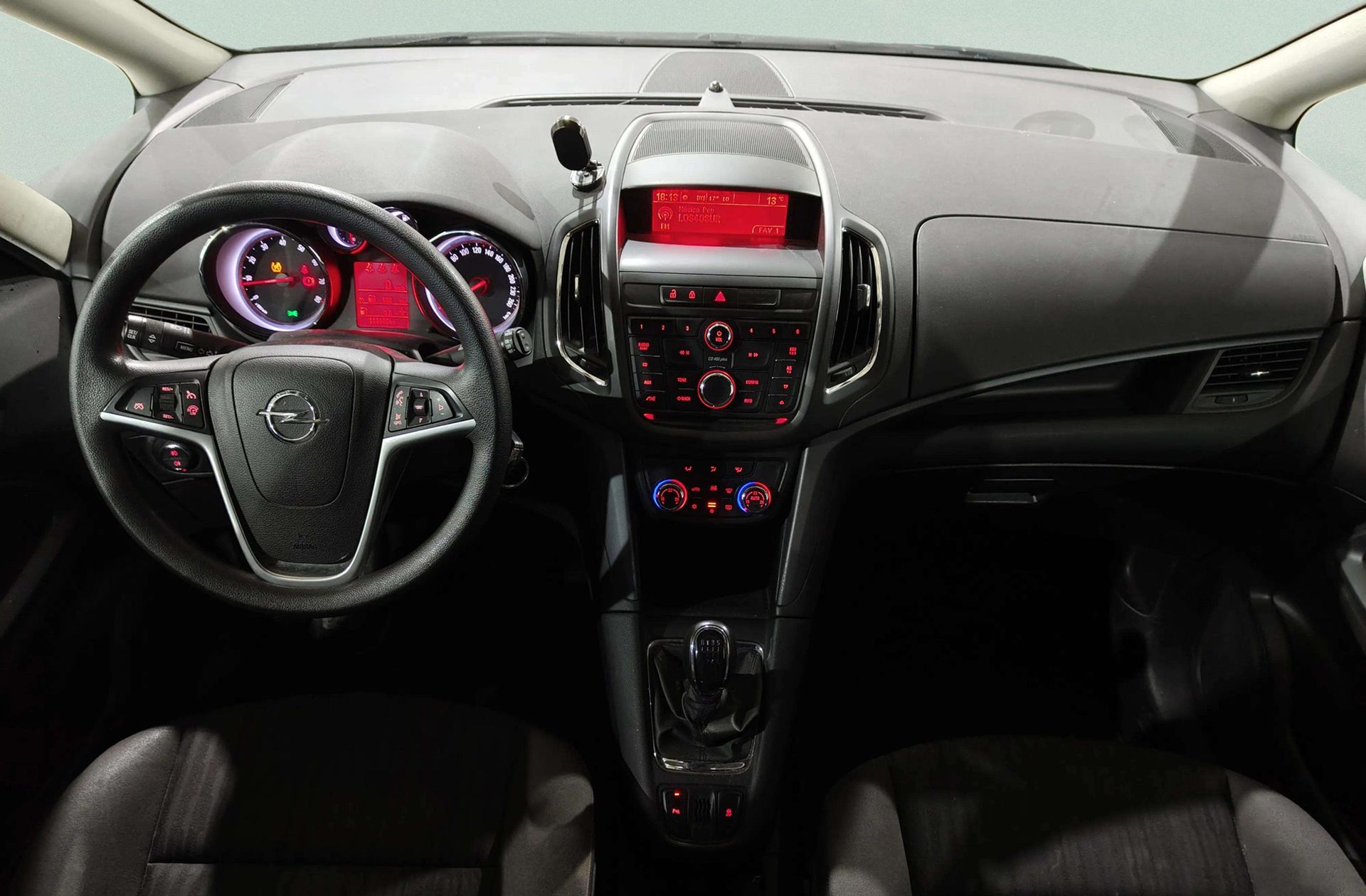Opel Zafira 1.4 Turbo Expression - foto 6