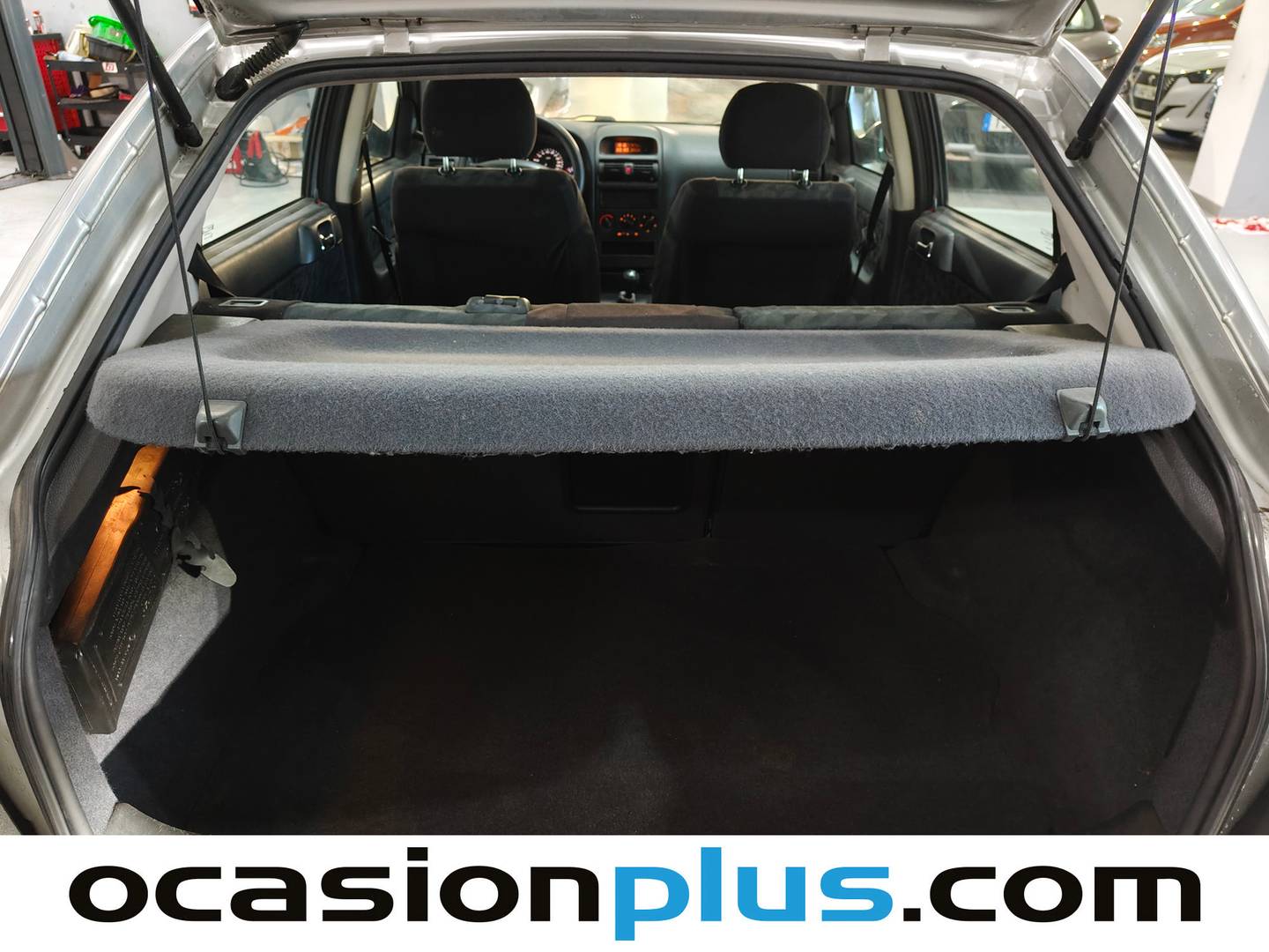 Fotos maletero Opel Astra Opel Astra 1.4 GL (90 CV)