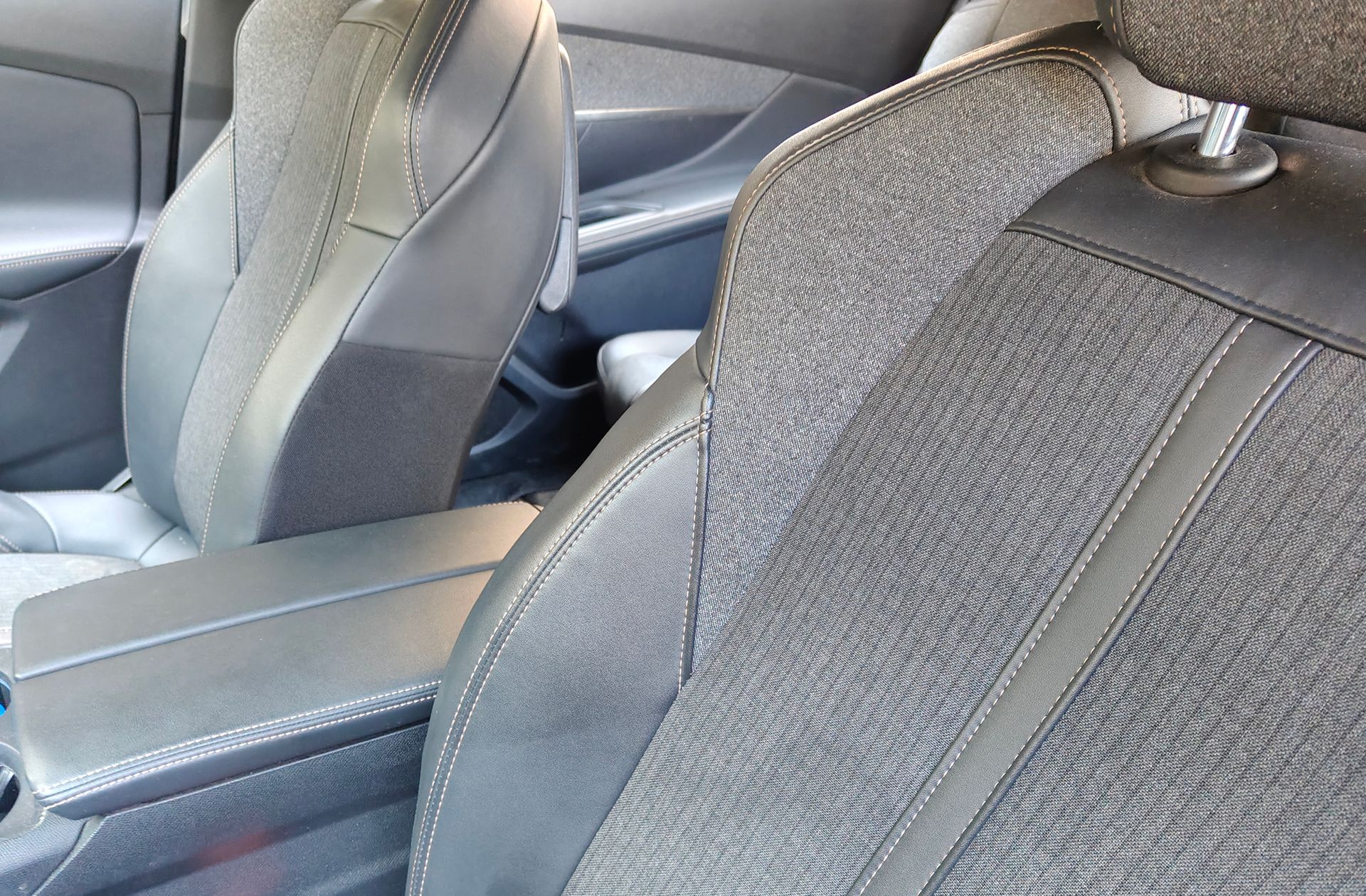 Peugeot 5008 PureTech 130 GT Line 7 plazas - foto 7