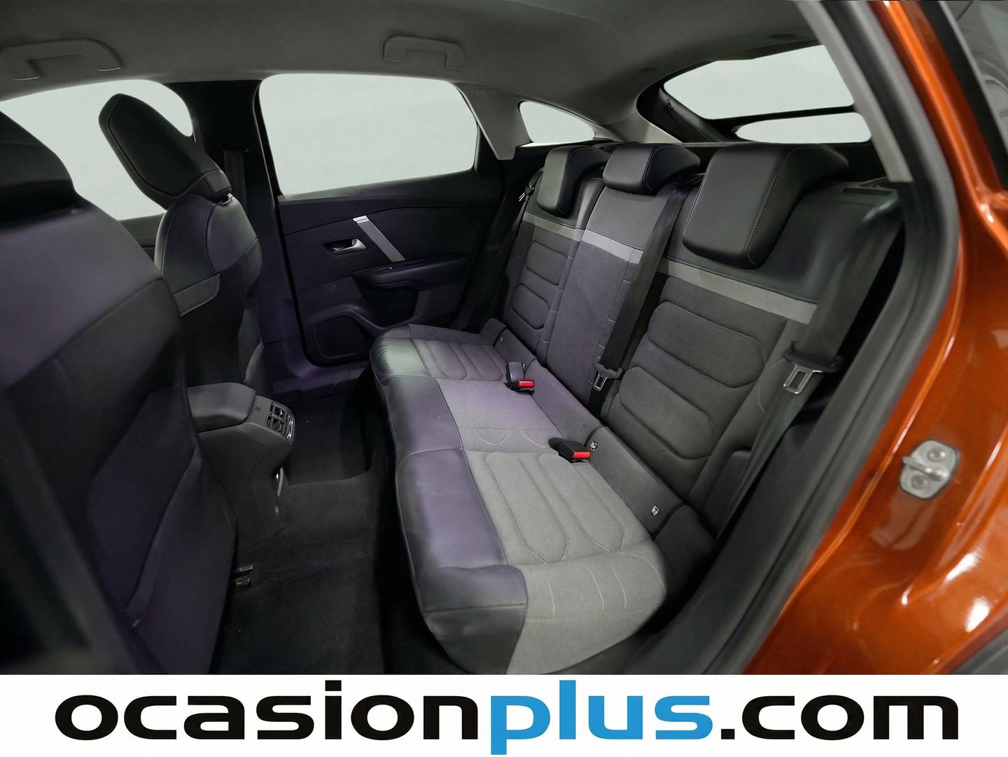 Foto asientos traseros Citroën C4 Citroën C4 PureTech 130 S&S 6v Feel Pack (130 CV)
