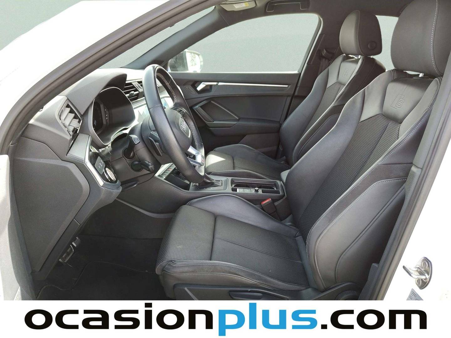 Foto asientos delanteros Audi Q3 Sportback Audi Q3 Sportback Black line 35 TDI (150 CV) S tronic