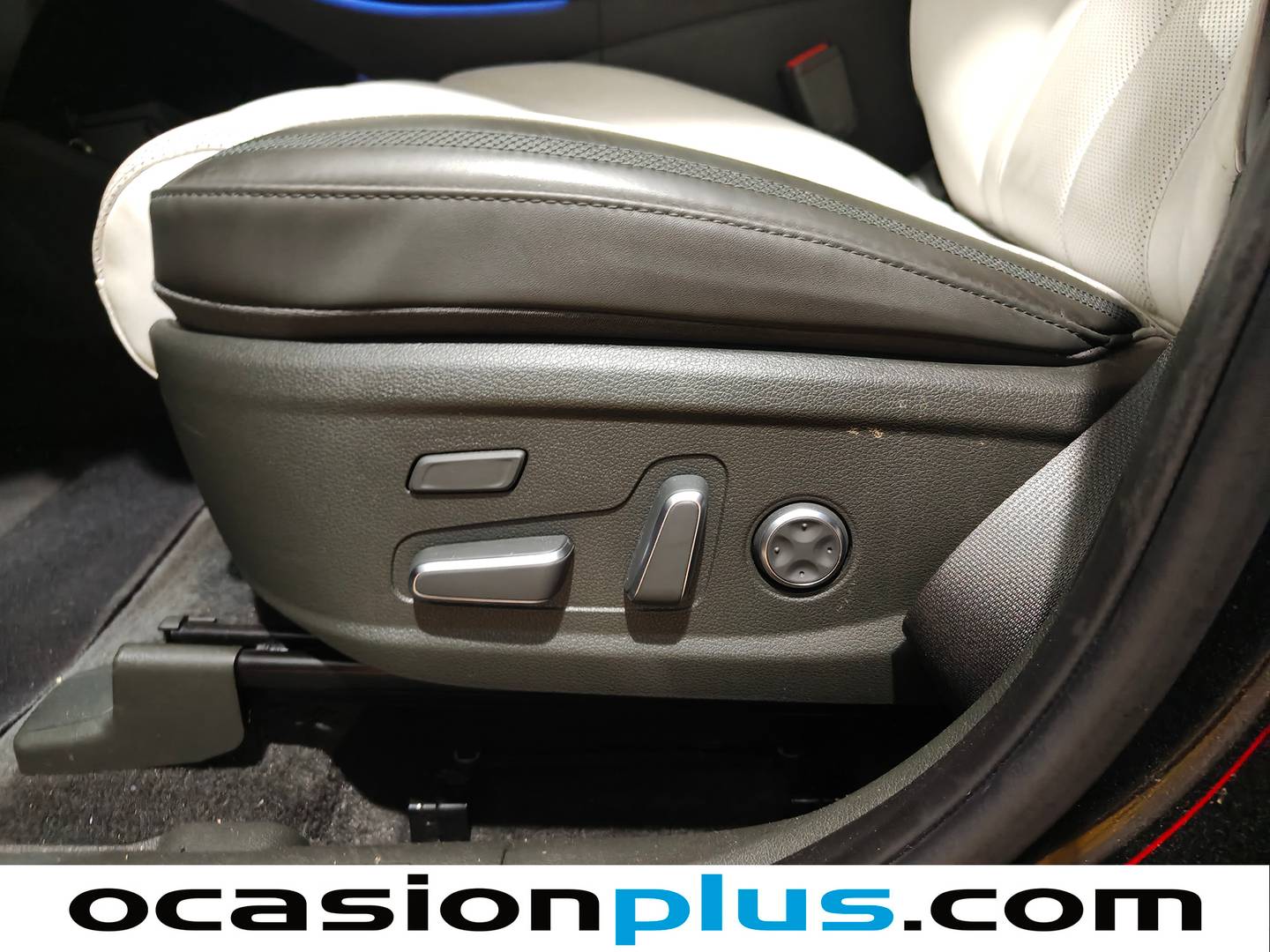Accesorios del Hyundai Santa Fe Hyundai Santa Fe 1.6 TGDi PHEV Style 4x4 Auto  (265 CV)