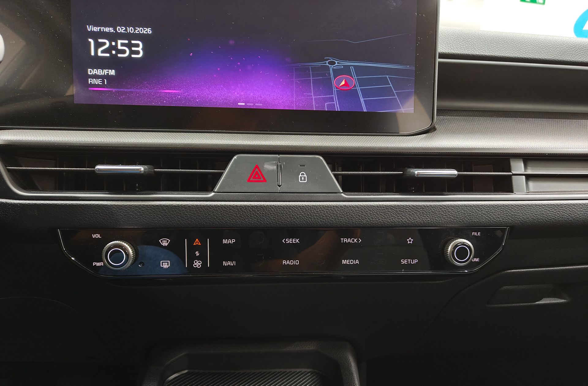 Kia Stonic 1.0 T-GDi MHEV Concept - foto 28