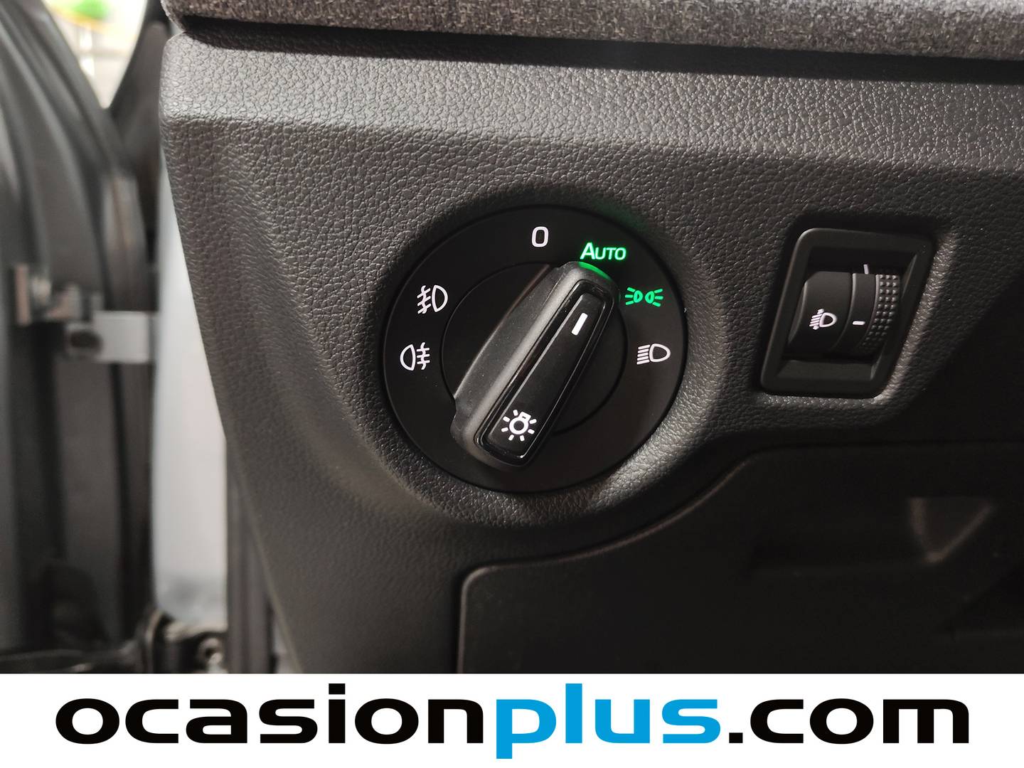 Skoda Kamiq Skoda Kamiq 1.0 TSI Selection DSG (115 CV) de segunda mano