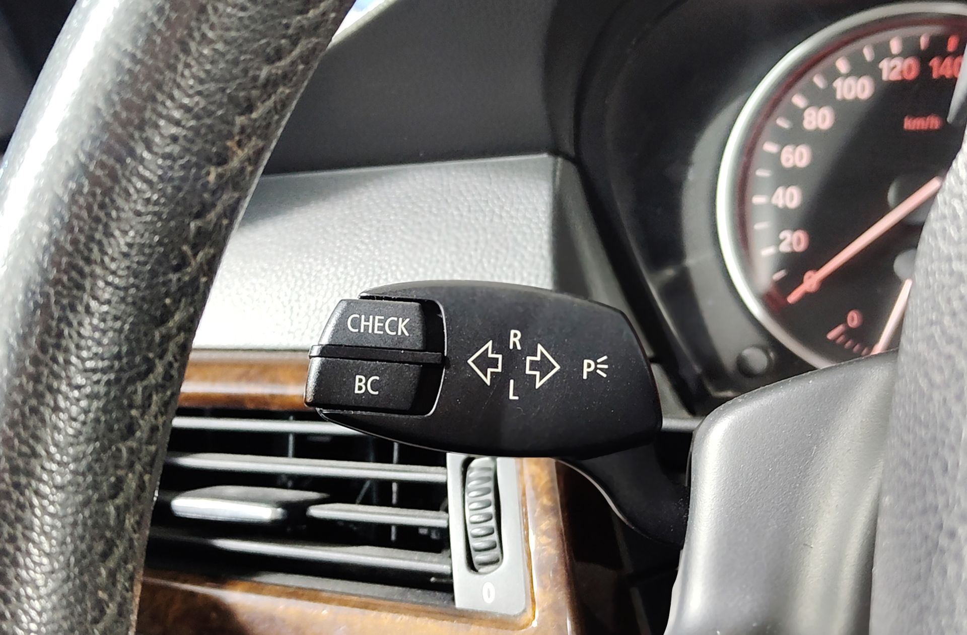 BMW Serie 5 523i - foto 19