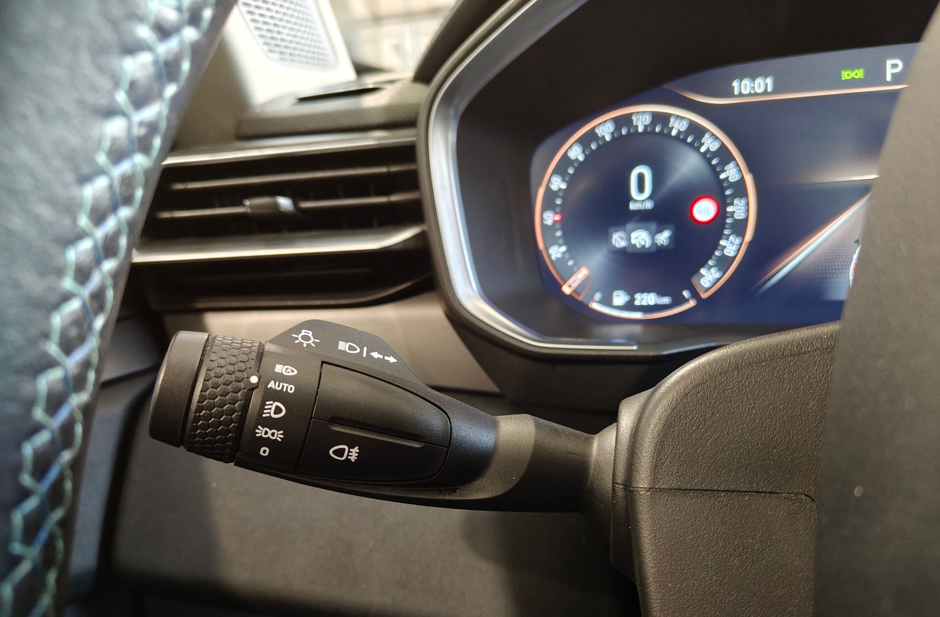 Lynk & Co 01 1.5 PHEV - foto 27