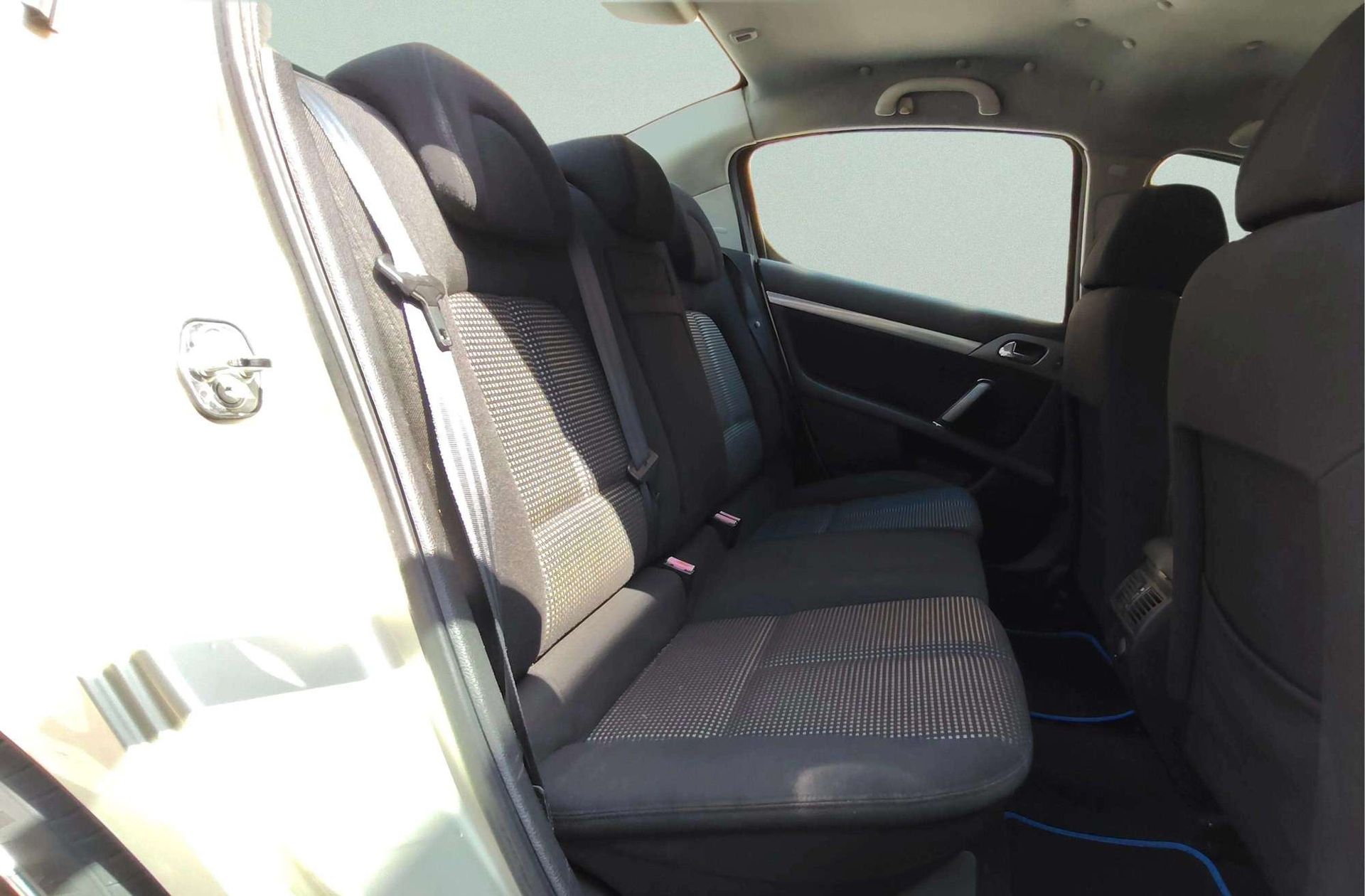 Peugeot 407 2.0 HDi ST Sport - foto 13