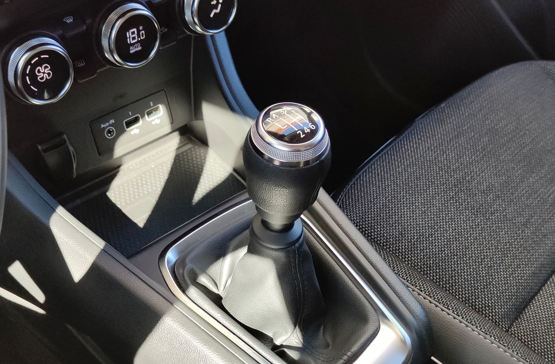 Renault Captur Techno TCe GPF - foto 5