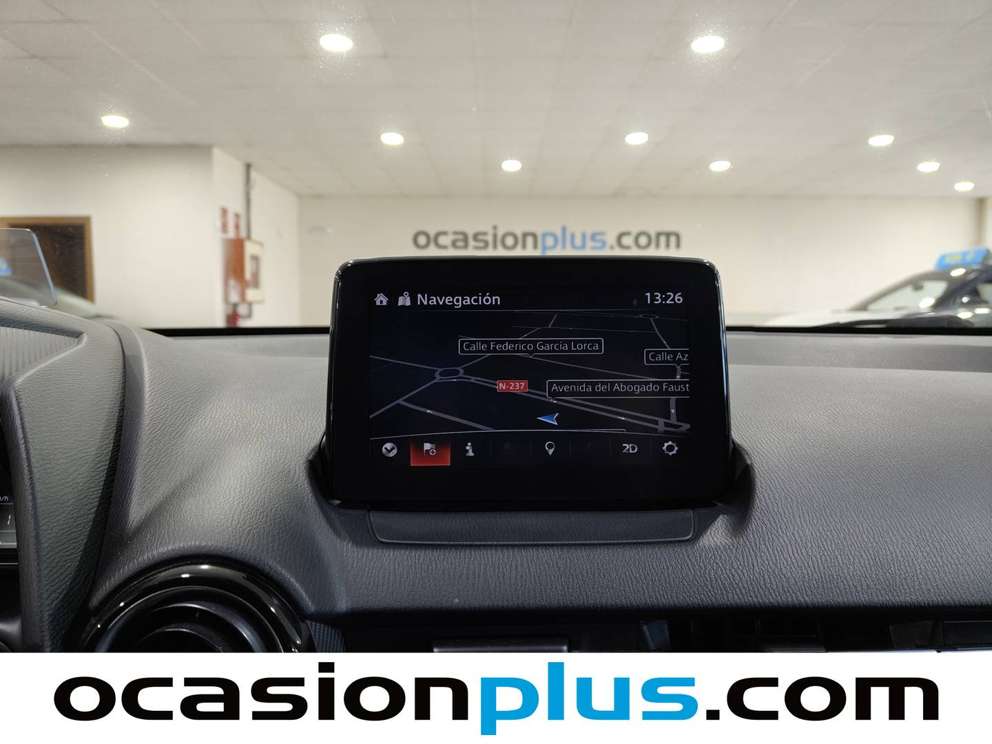 Extras y acabados del Mazda Mazda2 Mazda Mazda 2 1.5 GE Luxury+Nav (90 CV)