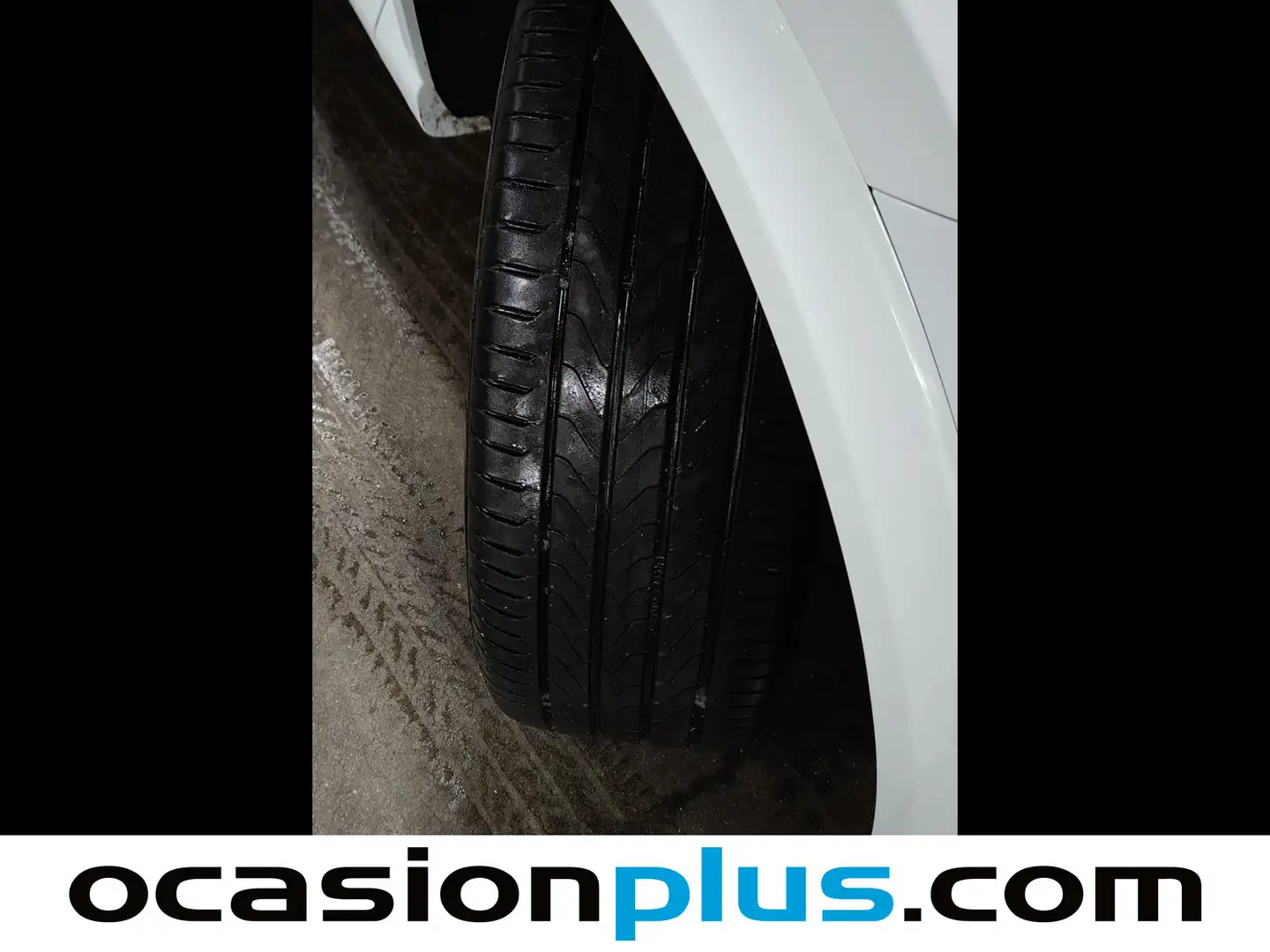 Foto Ford Puma Ford Puma 1.0 EcoBoost MHEV ST-Line X (125 CV)