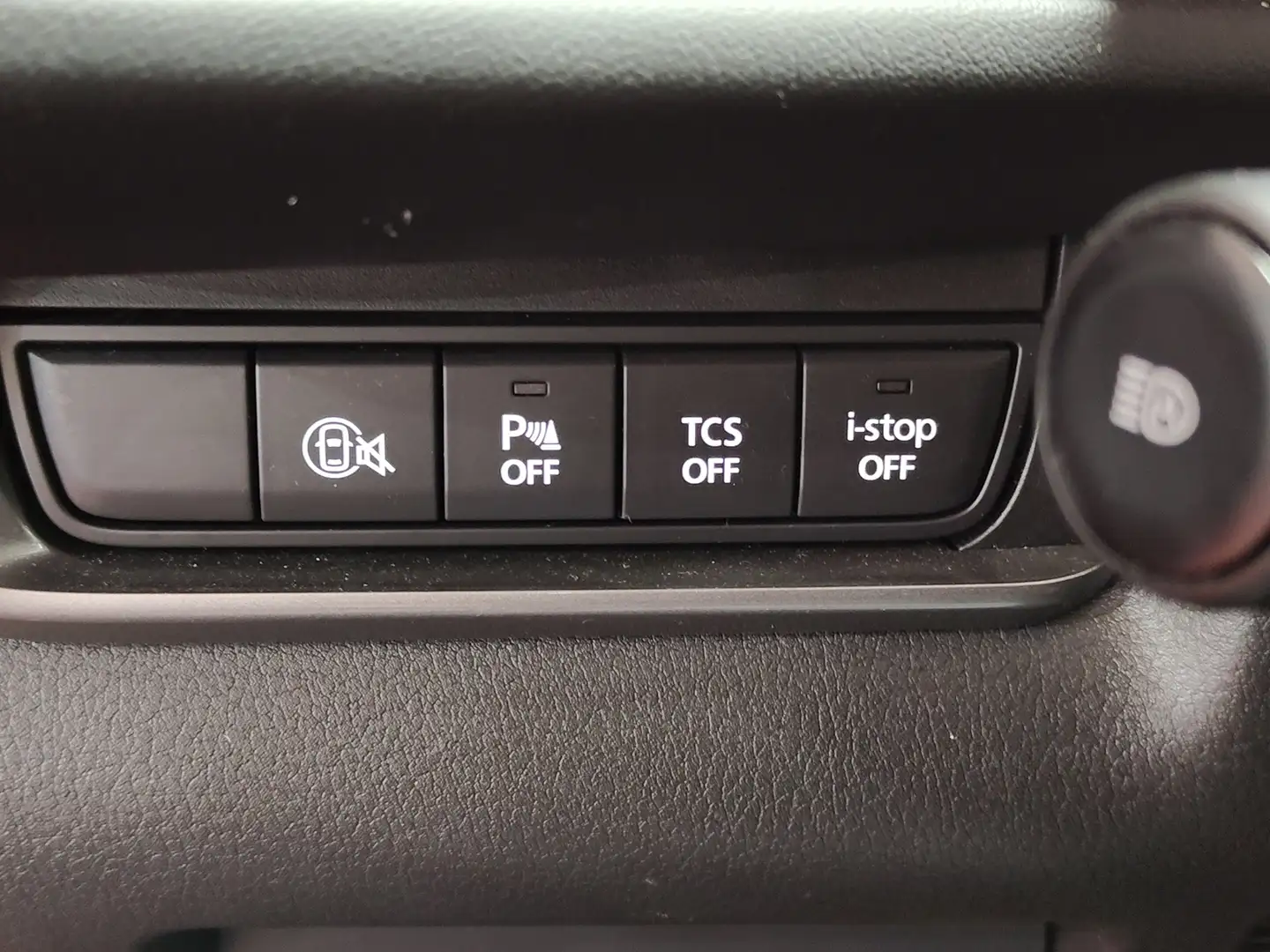 Foto Mazda CX-30 Mazda CX-30 e-SKY G MHEV Prime-line (140 CV)