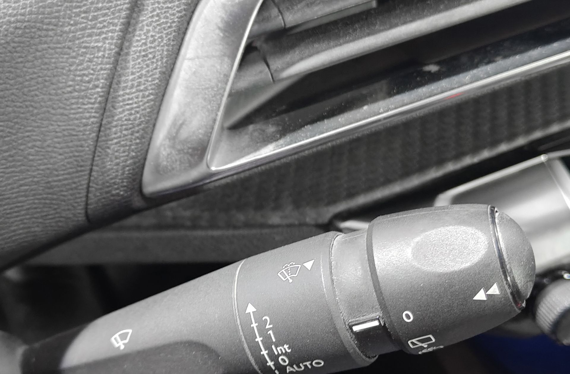 Peugeot 3008 PureTech 130 Active Pack - foto 27