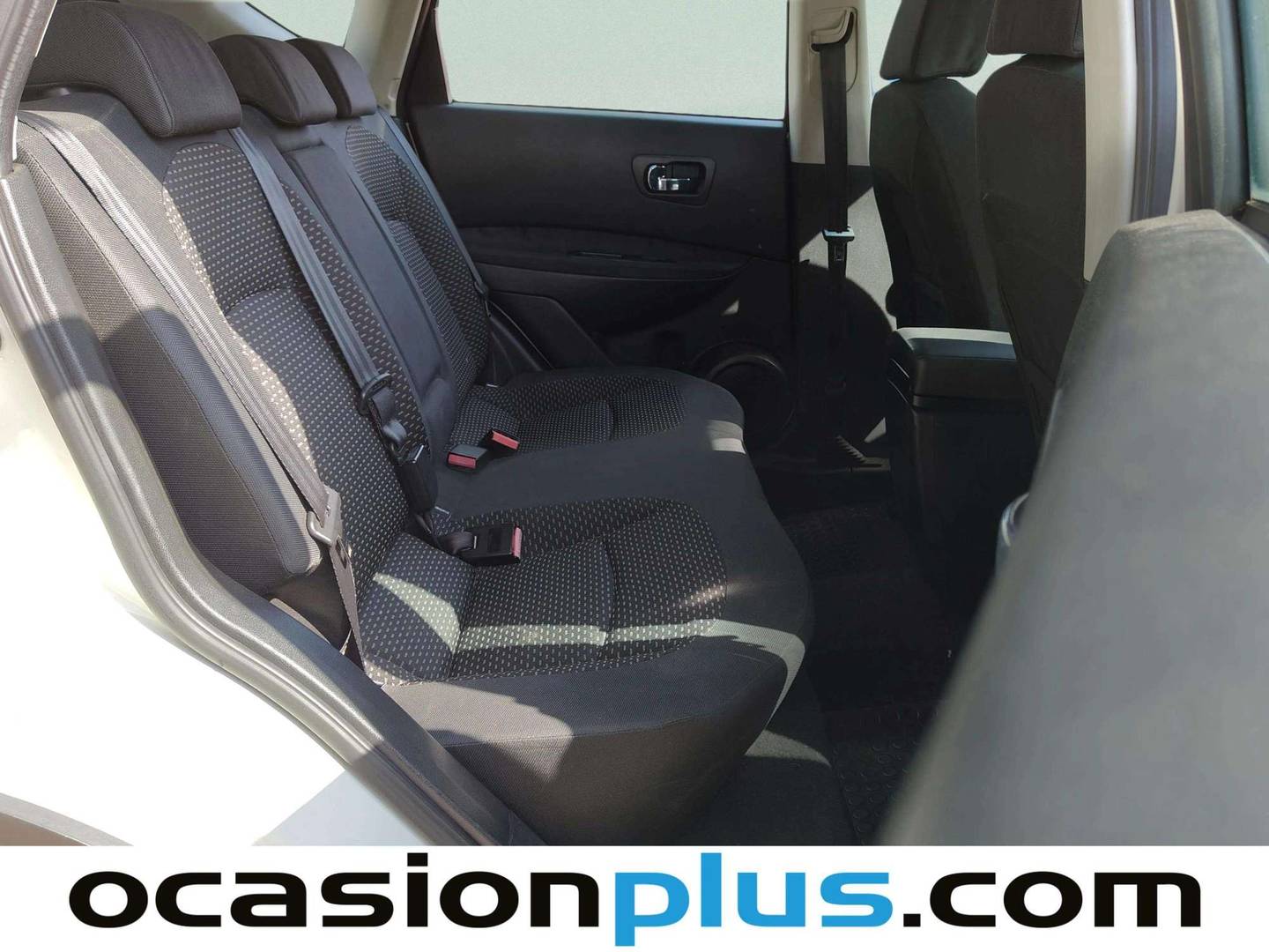 Foto asientos traseros Nissan QASHQAI Nissan Qashqai 2.0 Acenta 4x2 CVT (140 CV)
