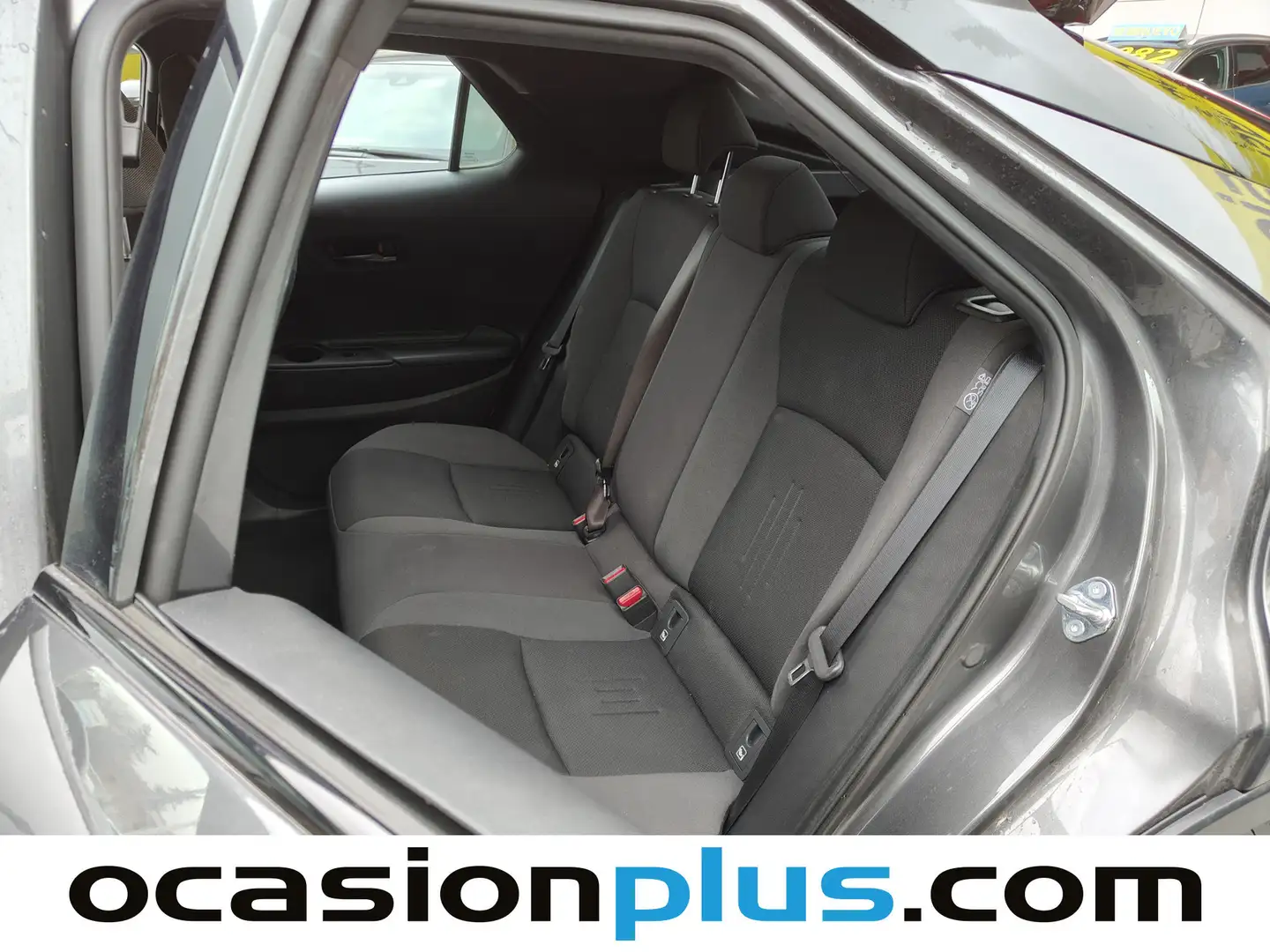 Foto Toyota C-HR Toyota C-HR 220PH Advance (223 CV)