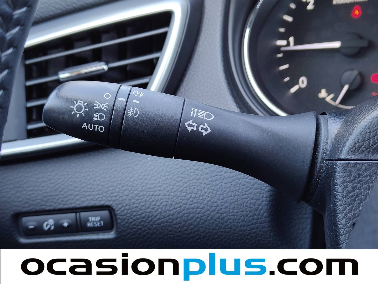 Acabados Nissan QASHQAI Nissan Qashqai 1.6 dCi N-Connecta 4x2 XTronic (130 CV)