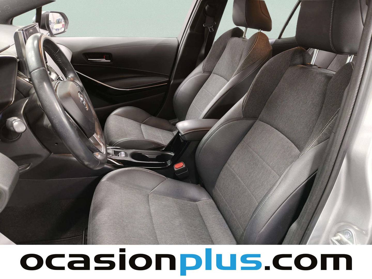 Foto asientos delanteros Toyota Corolla Toyota Corolla 1.8 125H Style E-CVT (122 CV)