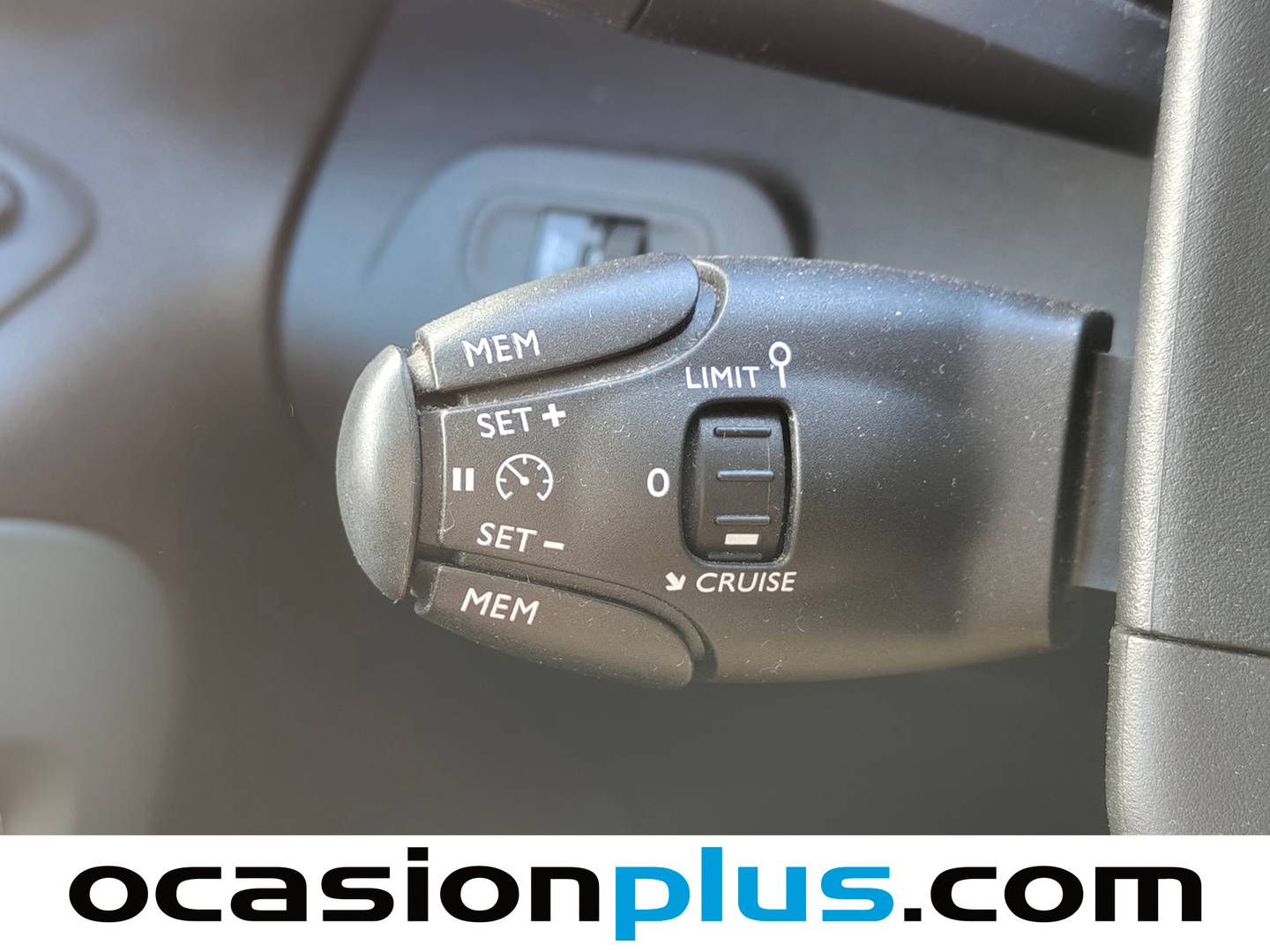 Accesorios del Citroën Berlingo Citroën Berlingo BlueHDi 100 S&S Talla XL Shine (102 CV) 7 Plazas