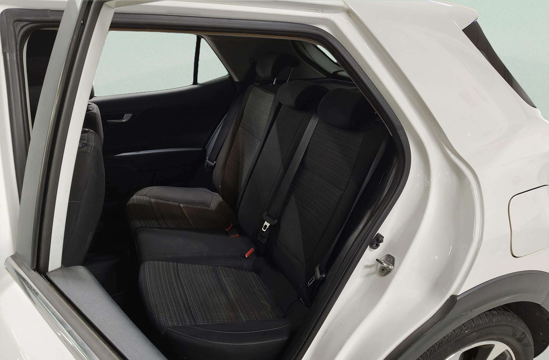 Kia Stonic 1.0 T-GDi Eco-Dynamic Drive - foto 12