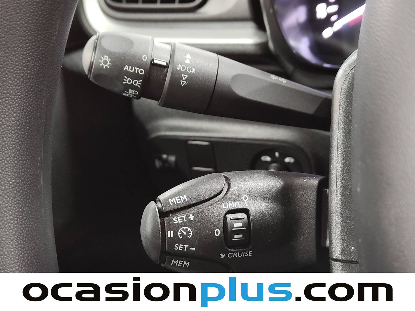 Extras del Citroën C3 Citroën C3 BlueHDi 100 S&S Plus 75 kW (102 CV)