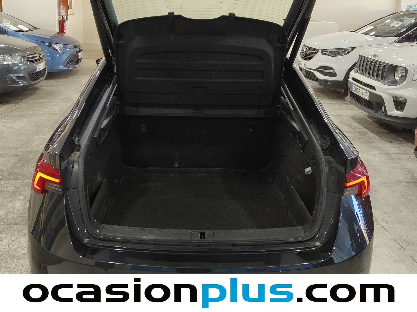 Foto Skoda Octavia Skoda Octavia 2.0 TDI Ambition DSG (150 CV)