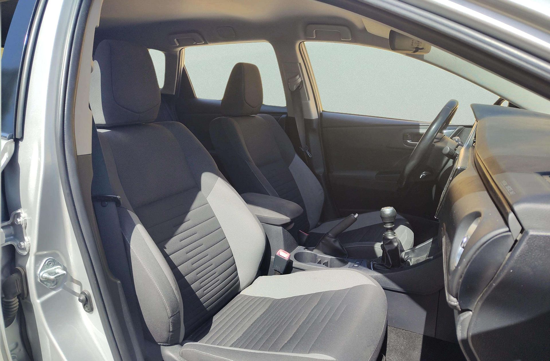Toyota Auris 115D Touring Sports Active - foto 16