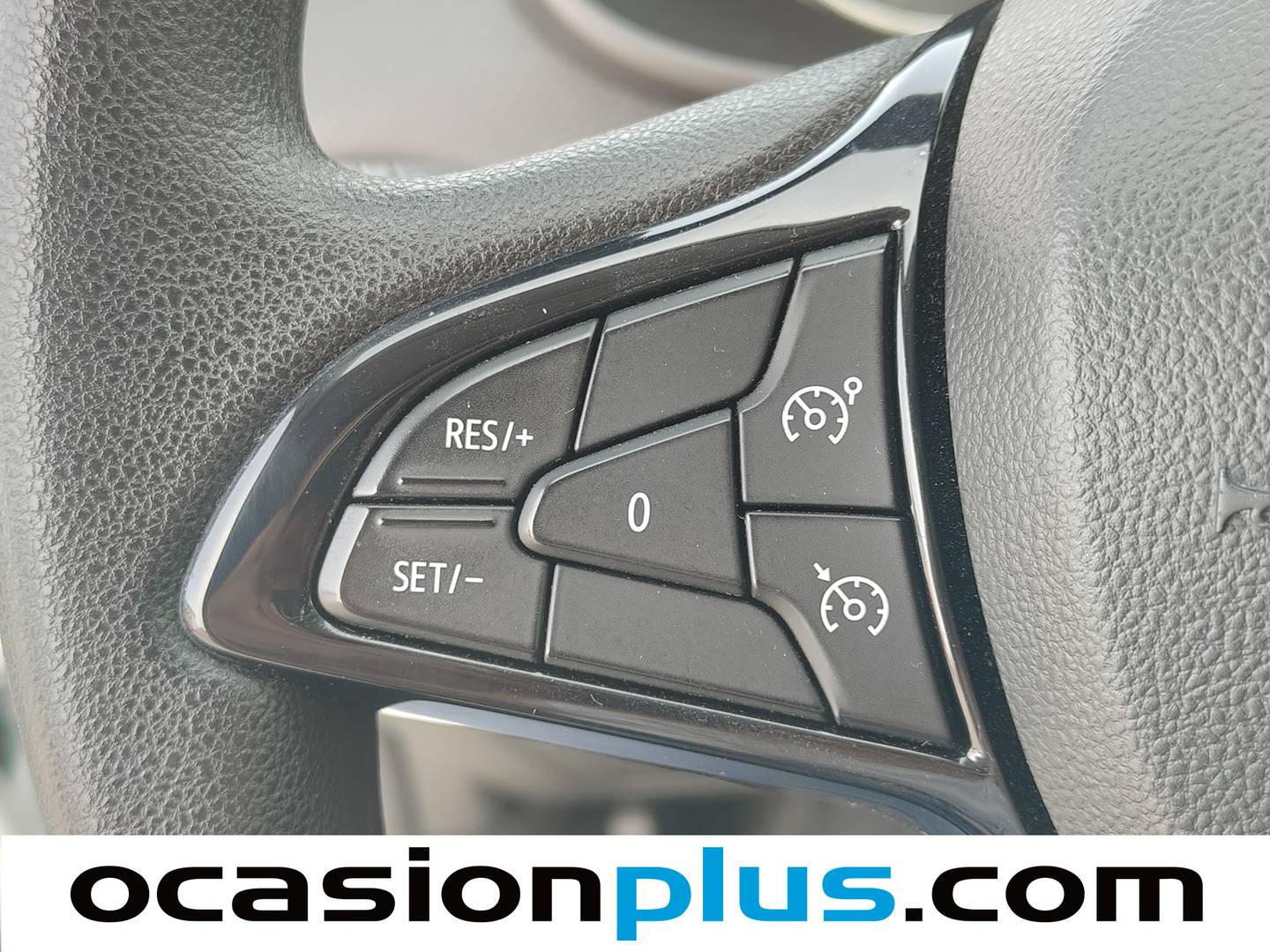 Equipamiento del Dacia Sandero Dacia Sandero Essential SCe (67 CV)