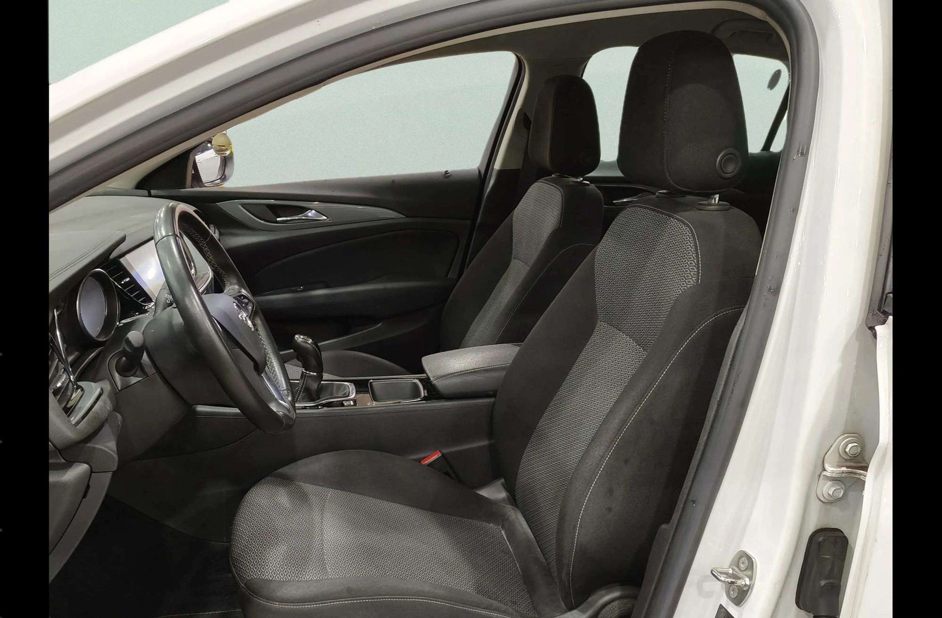 Opel Insignia GS 1.5 Turbo XFL Selective - foto 10