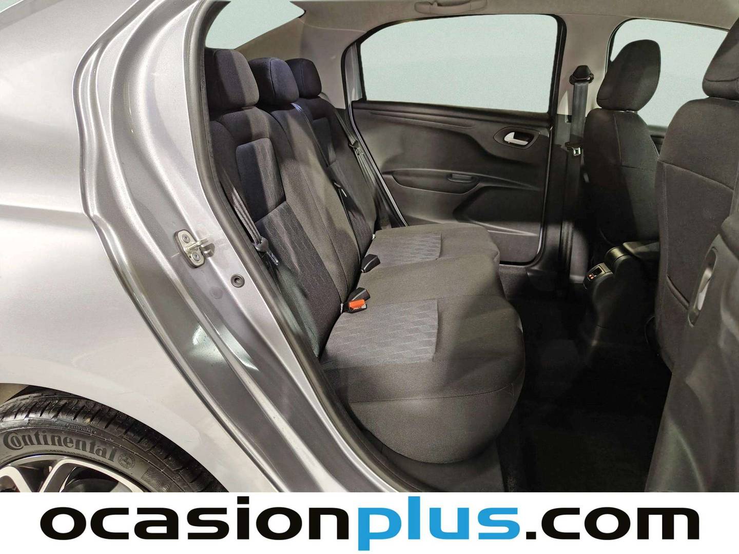 Foto Citroën C-Elysée Citroen C-Elysee BlueHDi 100 Shine (102 CV)