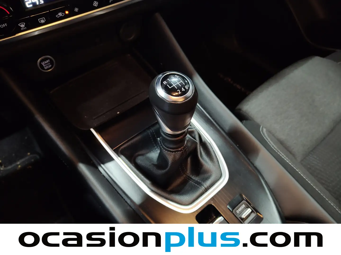 Foto Nissan QASHQAI Nissan Qashqai DIG-T 140 N-Connecta (140 CV)