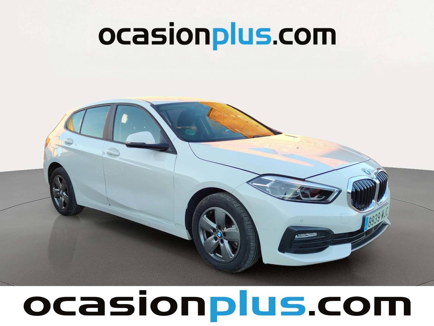 Foto delantera BMW Serie 1 BMW Serie 1 116d (116 CV) derecha