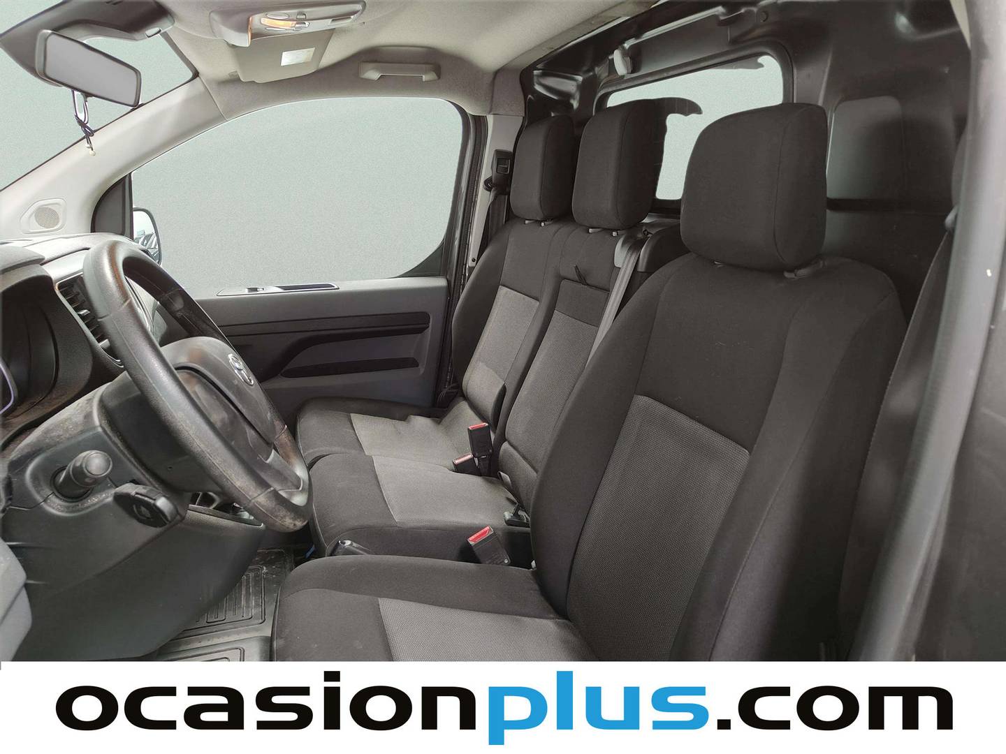 Foto asientos delanteros Toyota Proace Toyota Proace 2.0D VX L1 (145 CV)