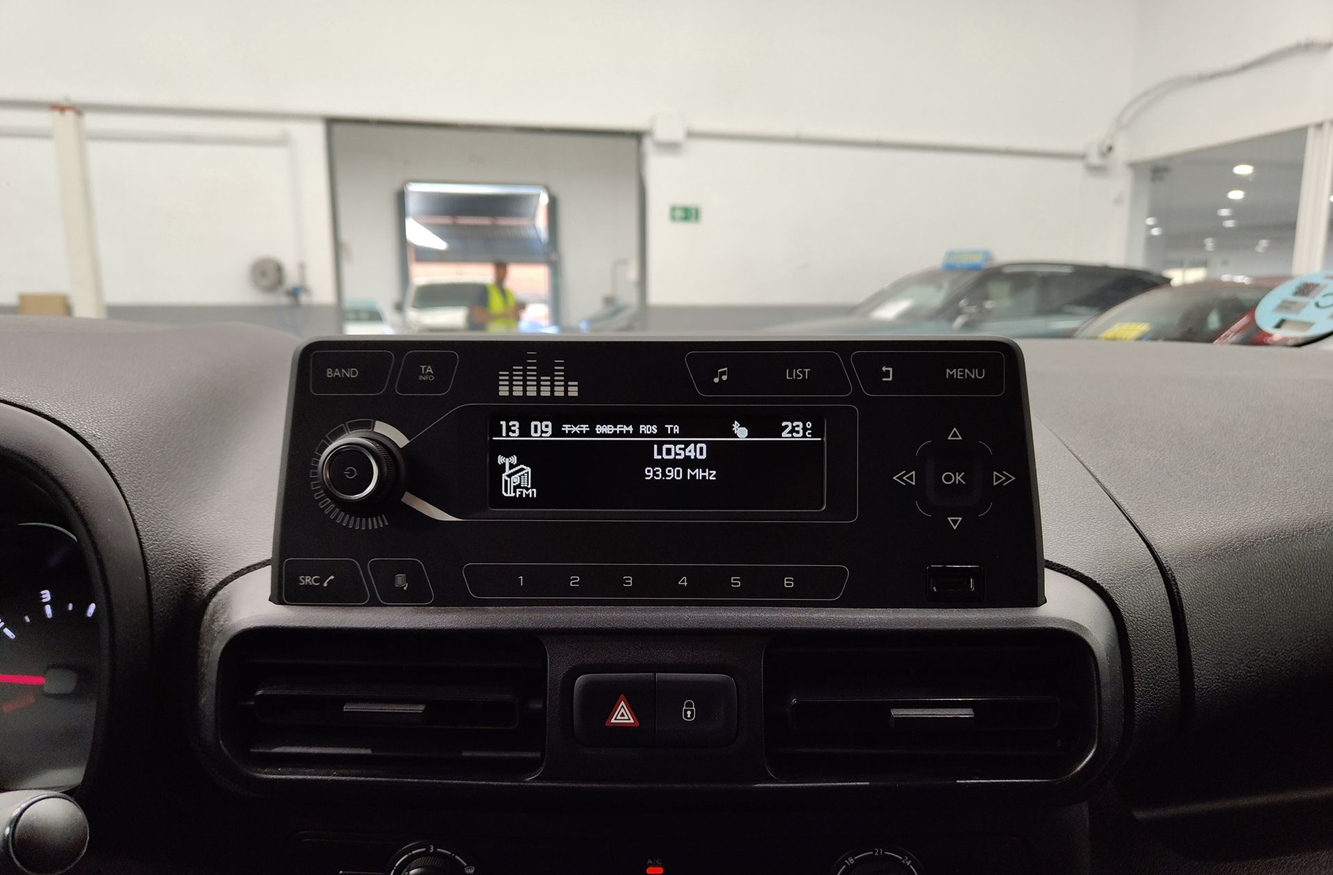Citroën Berlingo Furgon BlueHDi 100 Talla M Control - foto 28