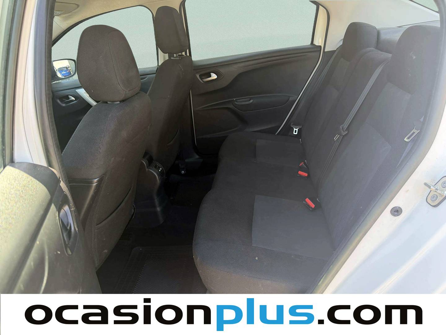 Foto asientos traseros Citroën C-Elysée Citroën C-Elysee BlueHDi 100 Exclusive (100 CV)