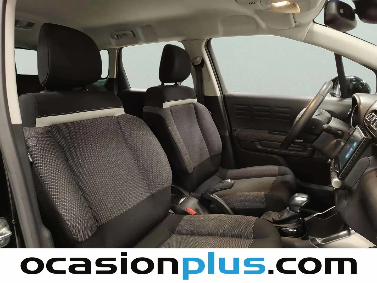 Foto Citroën C3 Aircross Citroen C3 Aircross PureTech 130 Shine Pack EAT6 (131 CV)