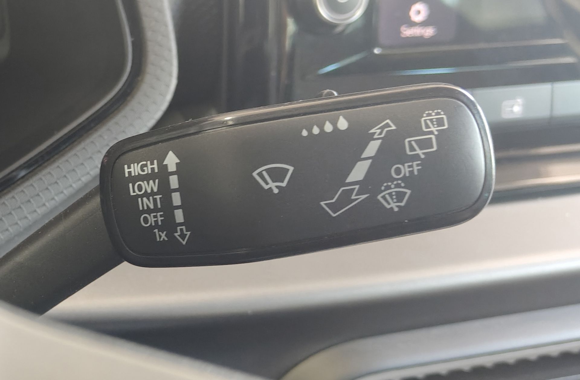 SEAT Arona 1.0 TSI FR - foto 27