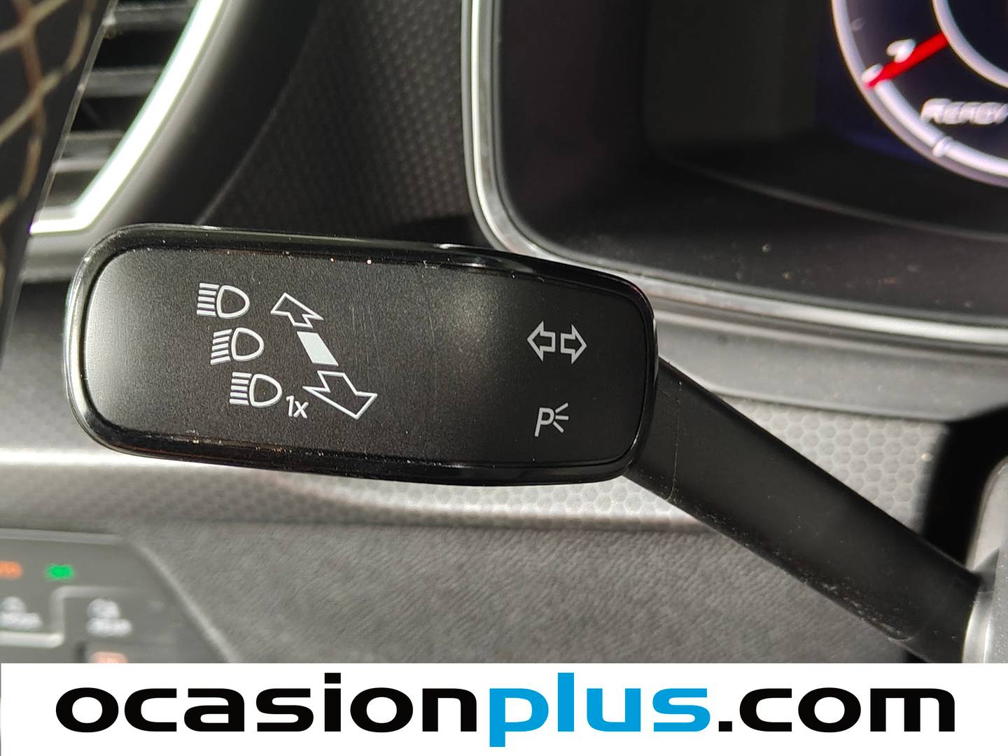 Seat León SEAT León 1.5 TSI S&S Style Launch Pack con Navegador (130 CV) de segunda mano