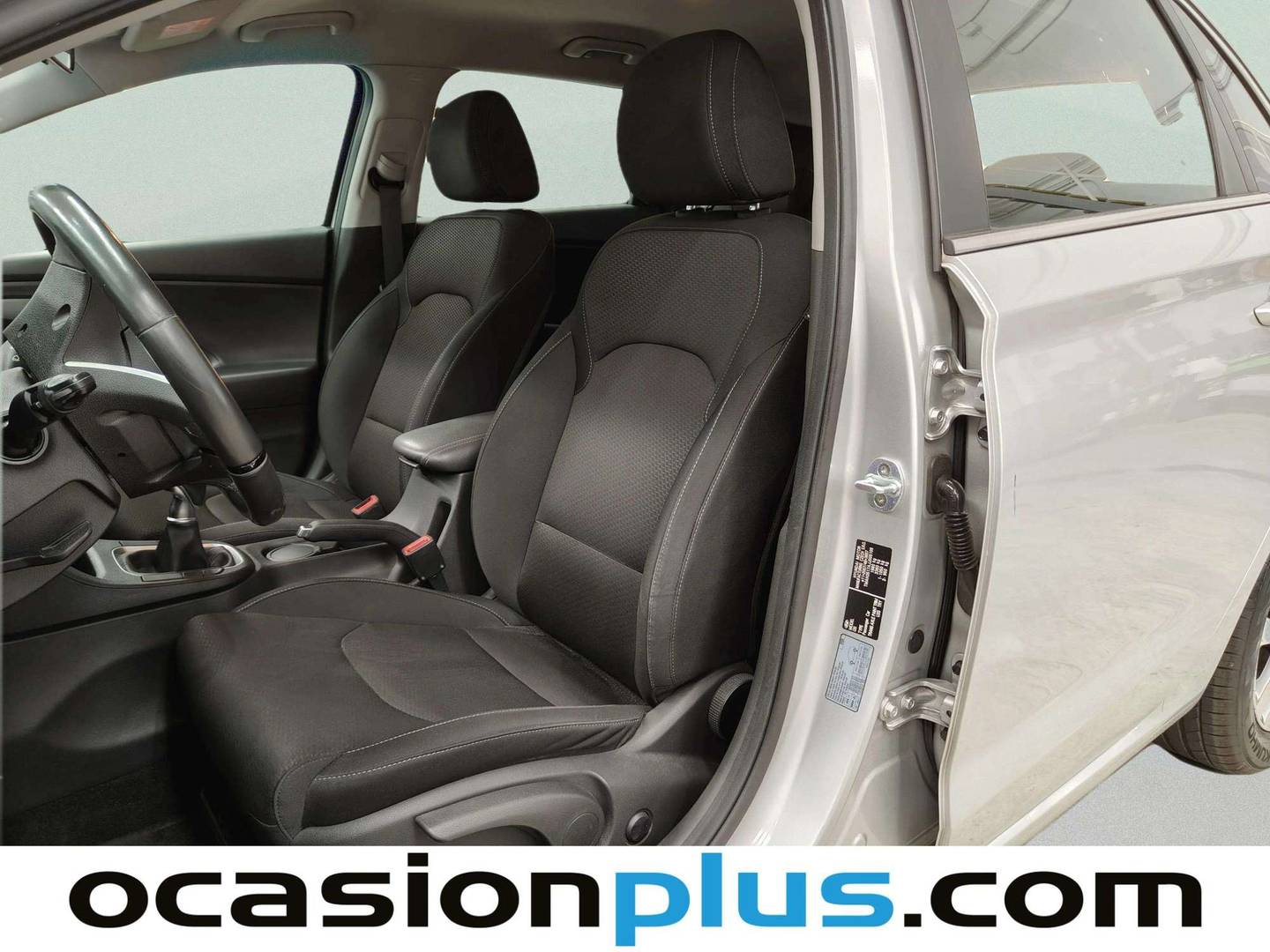 Foto asientos delanteros Hyundai i30 Hyundai i30 1.6 CRDI Tecno (110 CV)