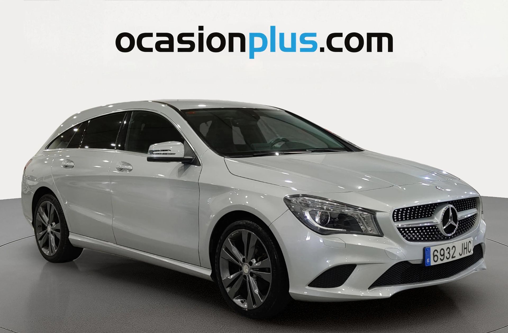 Mercedes-Benz CLA Shooting Brake CLA 200 d AMG Line - foto 2