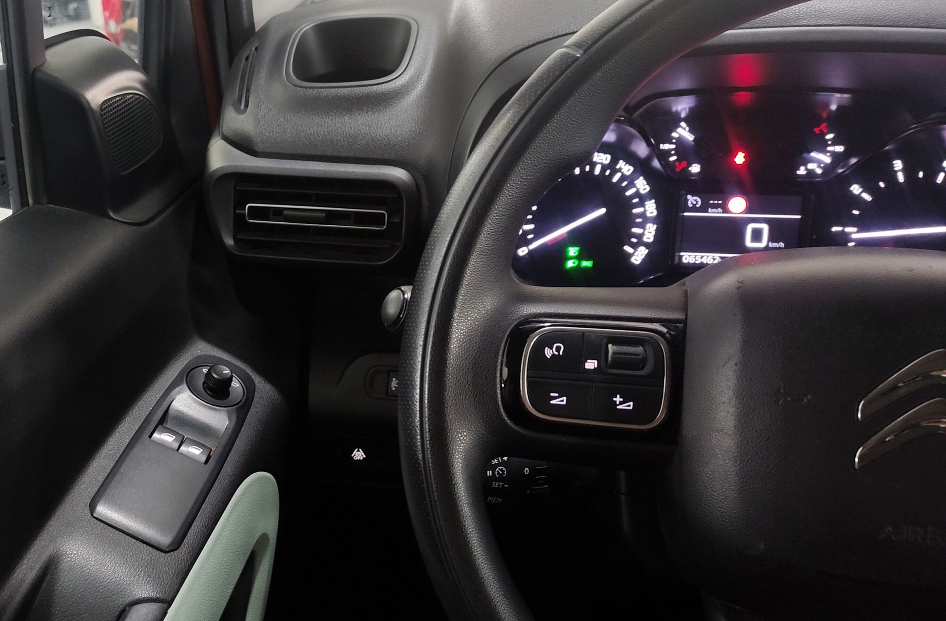 Citroën Berlingo BlueHDi 100 Talla M Feel Business - foto 26