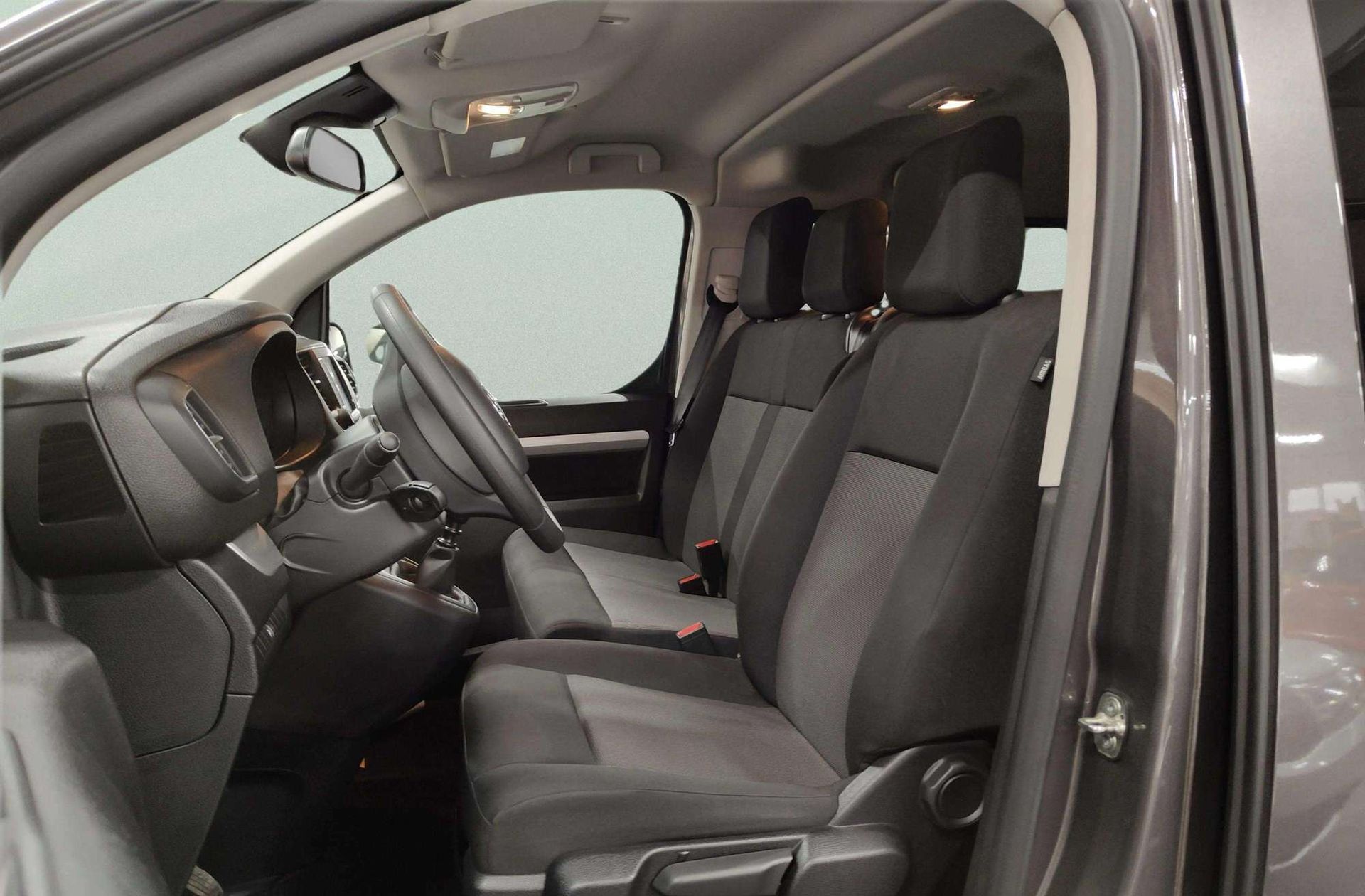 Toyota Proace Verso 2.0D VX Shuttle 9 plazas - foto 13
