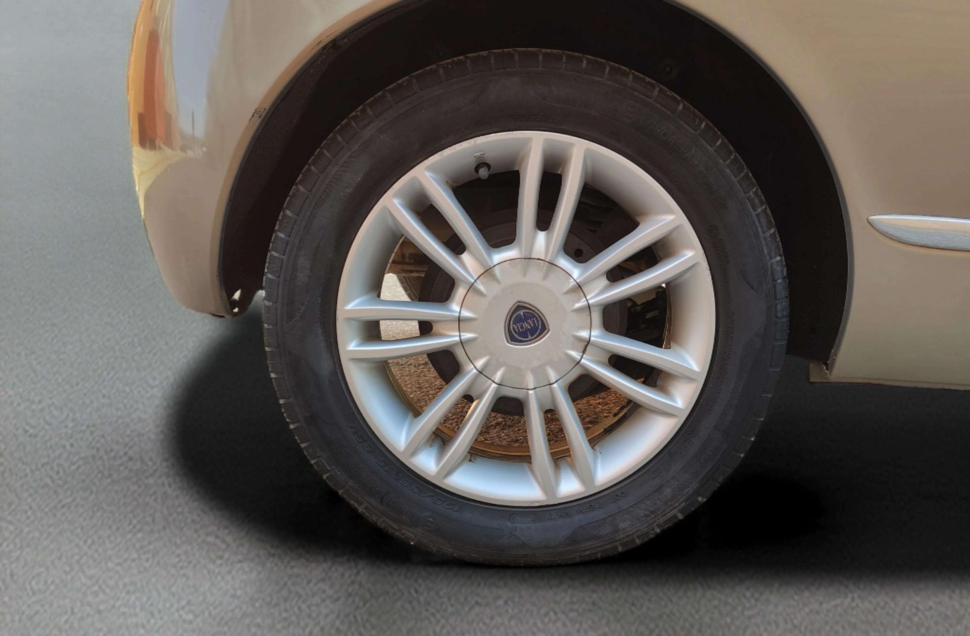 Lancia Ypsilon 1.4 Oro - foto 27