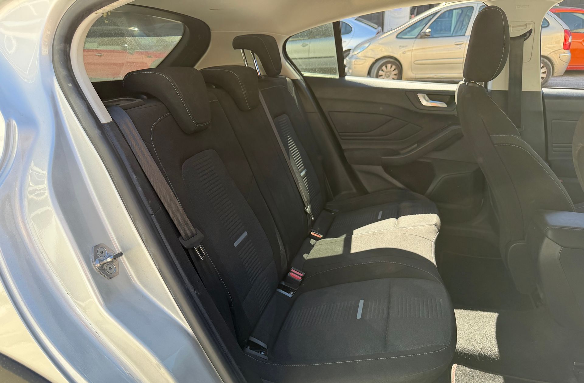 Ford Focus 1.0 EcoBoost MHEV Active - foto 17