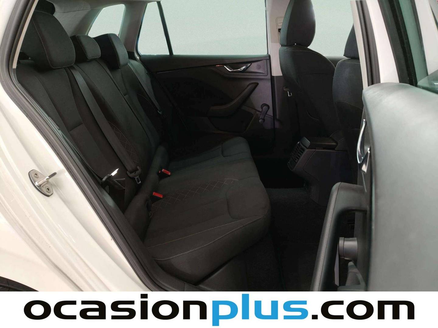 Skoda Kamiq Skoda Kamiq 1.0 TSI Ambition (95 CV) gasolina