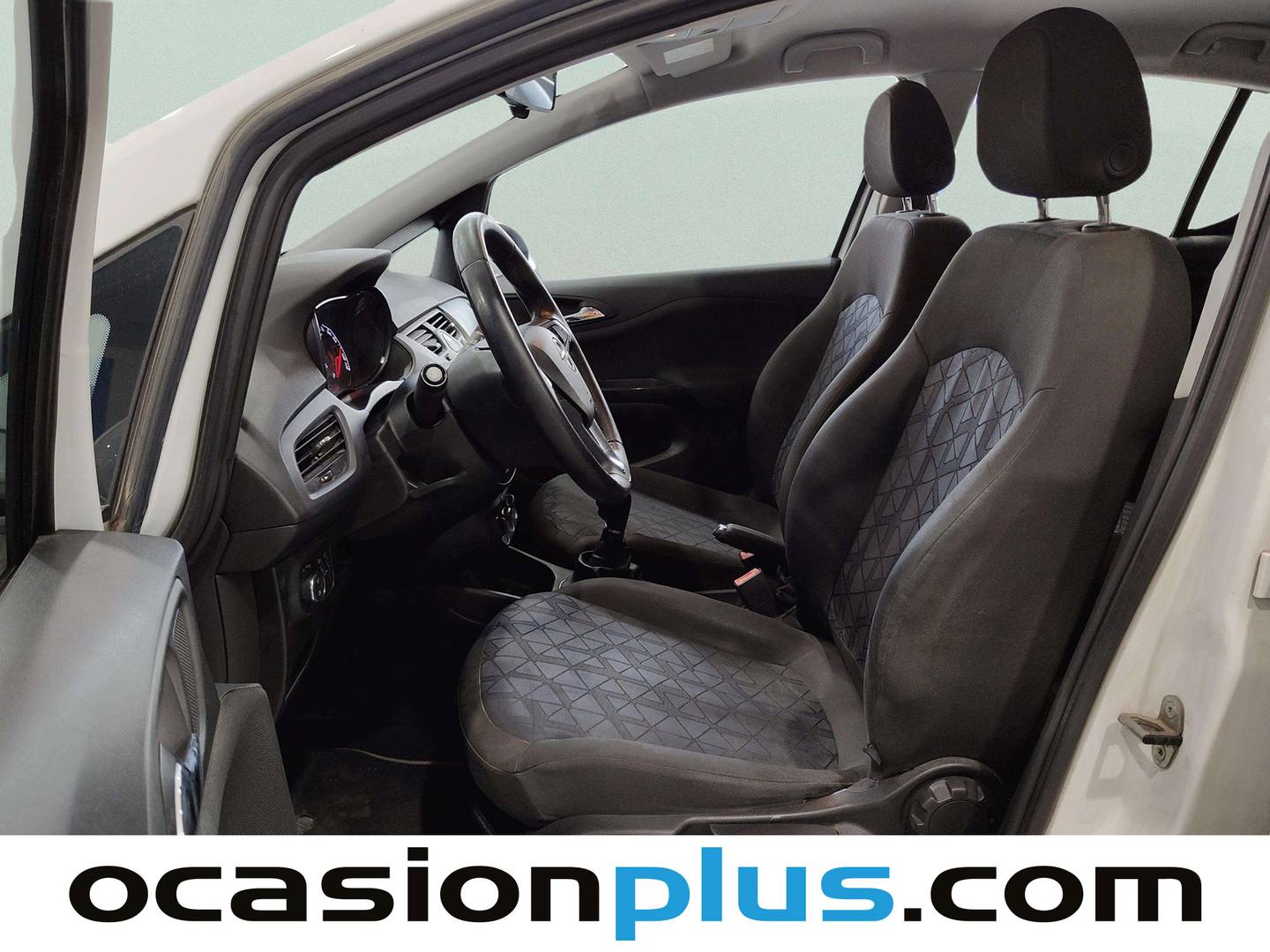 Foto asientos delanteros Opel Corsa Opel Corsa 1.4 GLP 120 Aniversario (90 CV)