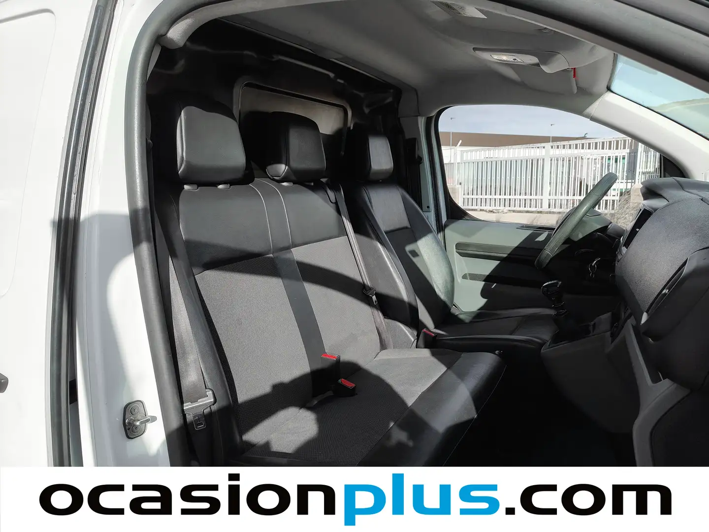 Foto Peugeot Expert Peugeot Expert Furgon BlueHDi 120 S&S Pro Standard (120 CV)